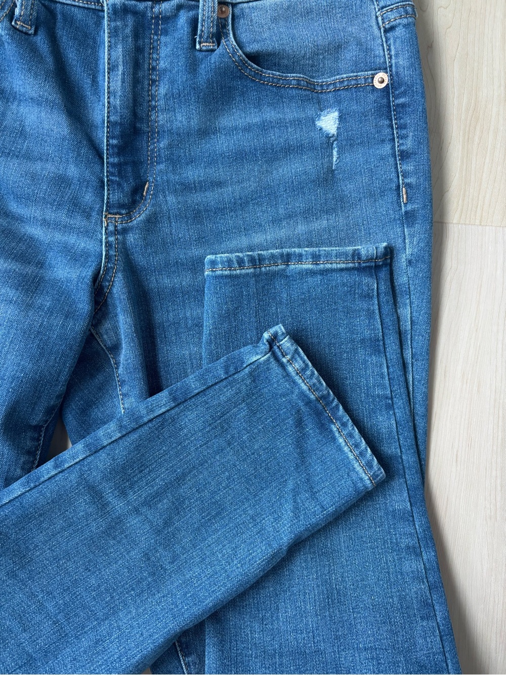 Universal Thread High Rise Skinny Distressed Blue Jeans - Picture 9 of 15
